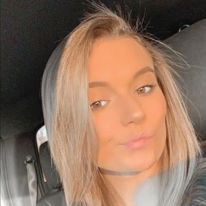 Meet your Posher, Jade